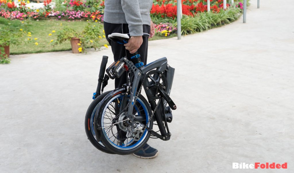Dahon EEZZ D3 Folding Bike Review A Perfect Brompton Alternative?